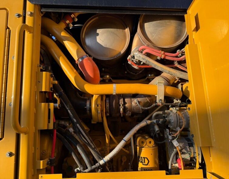 CATERPILLAR CATERPILLAR 12M3 AWD***IMMACULATE/REGISTERED***